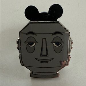 Butler Robot Horizons Disney trading pin